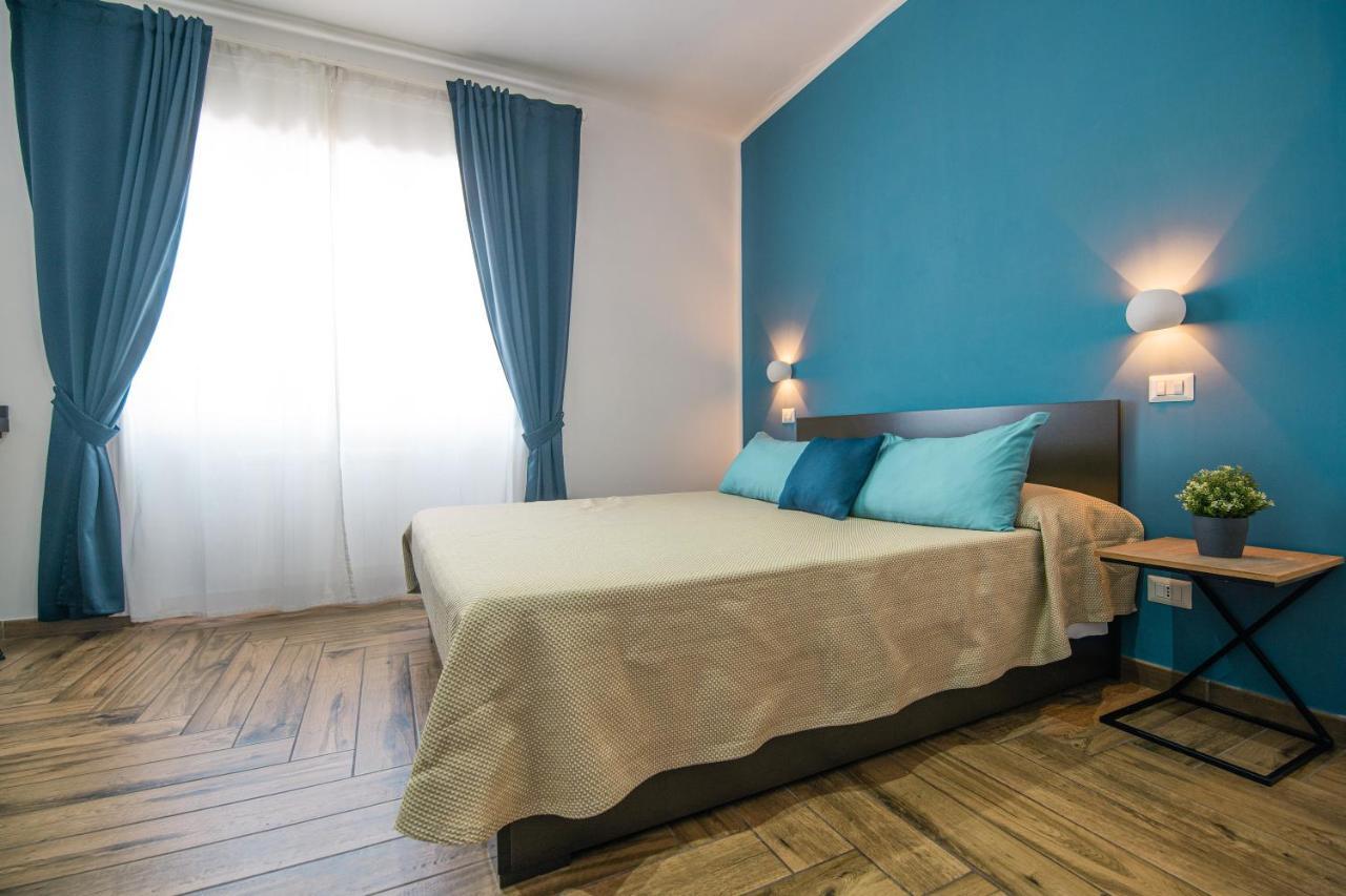 Hub Ferroviario - 12 Posti Letto Per Il Tuo Gruppo A Napoli Con Wifi E Netflix Bed & Breakfast Luaran gambar