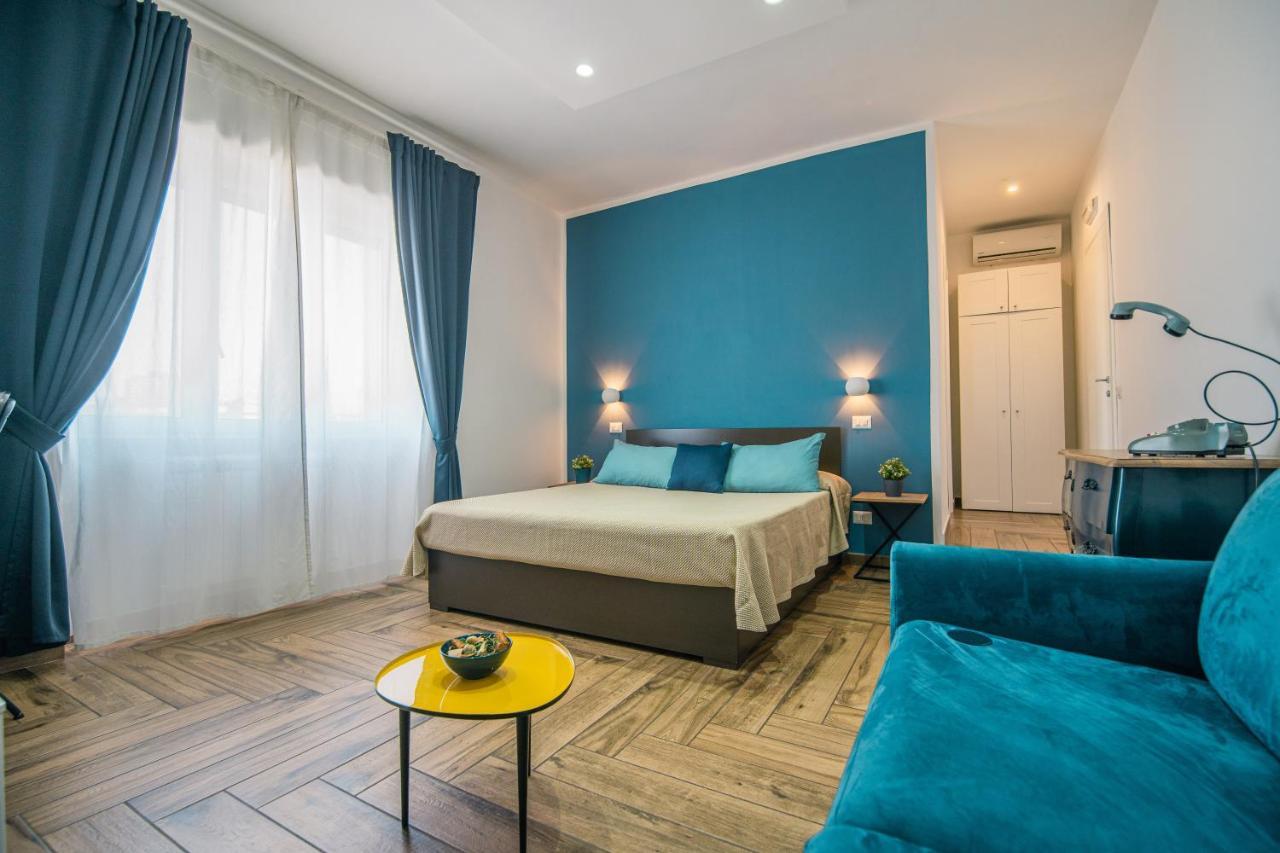 Hub Ferroviario - 12 Posti Letto Per Il Tuo Gruppo A Napoli Con Wifi E Netflix Bed & Breakfast Luaran gambar